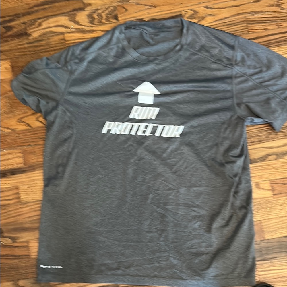 Gray Short Sleeve Tee with Graphic Design